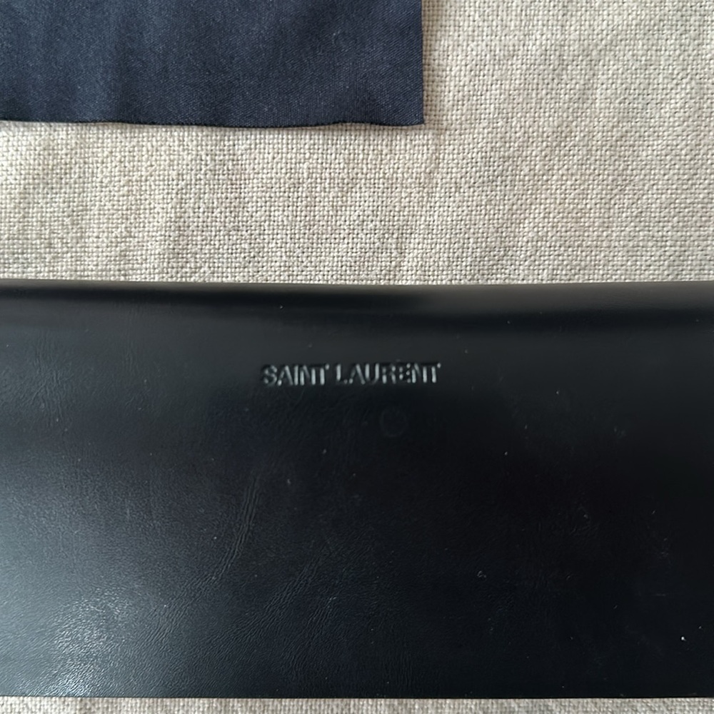 YSL BLACK SUNGLASS CASE - Picture 5 of 10